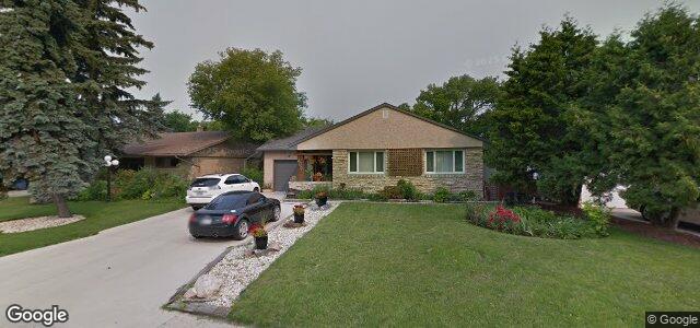 Larawan ng 400 Bredin Drive sa Winnipeg, Manitoba