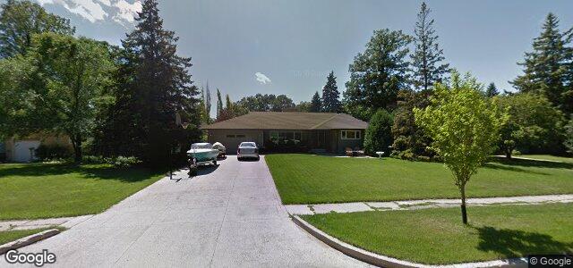 Larawan ng 44 Rossmere Crescent sa Winnipeg, Manitoba