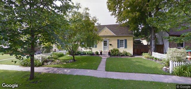 Larawan ng 52 Dunrobin Avenue sa Winnipeg, Manitoba