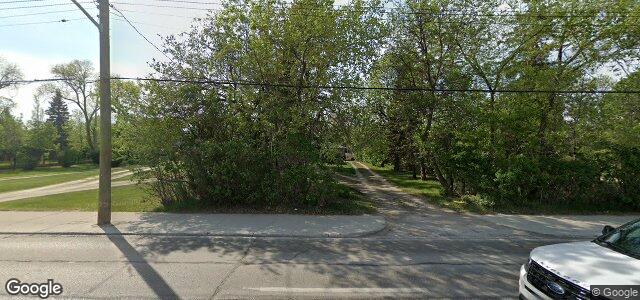 Larawan ng 560 Henderson Highway sa Winnipeg, Manitoba