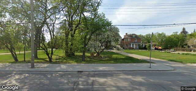 Larawan ng 618 Henderson Highway sa Winnipeg, Manitoba
