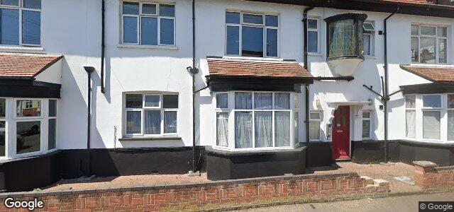 Larawan ng 65 Leighton Avenue sa Winnipeg, Manitoba