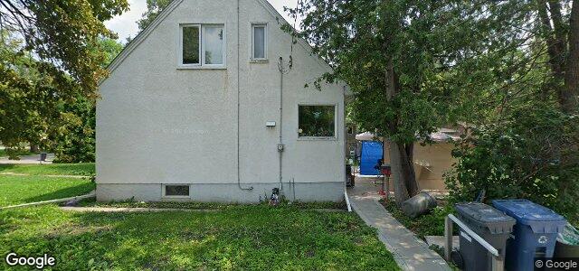 Larawan ng 656 Kildonan Drive sa Winnipeg, Manitoba