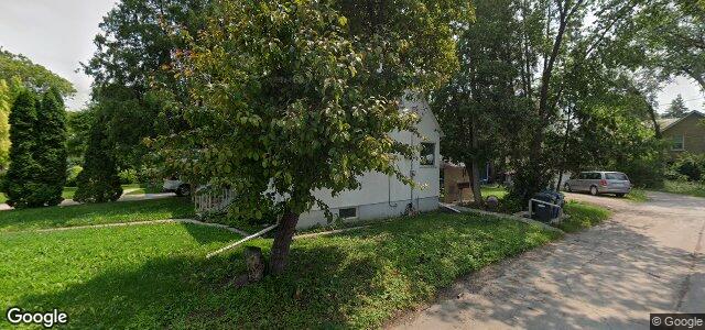 Photo of 658 Kildonan Drive in Winnipeg, Manitoba