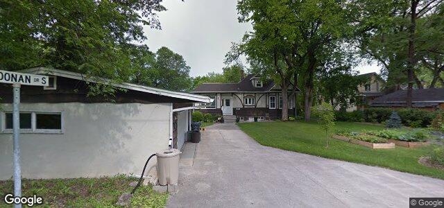 Larawan ng 660 Kildonan Drive sa Winnipeg, Manitoba