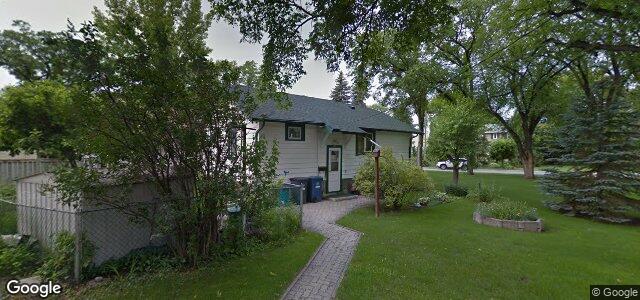 Larawan ng 667 Kildonan Drive sa Winnipeg, Manitoba