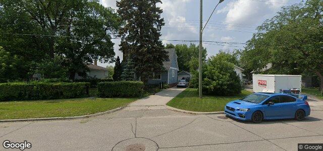 Larawan ng 682 Kildonan Drive sa Winnipeg, Manitoba