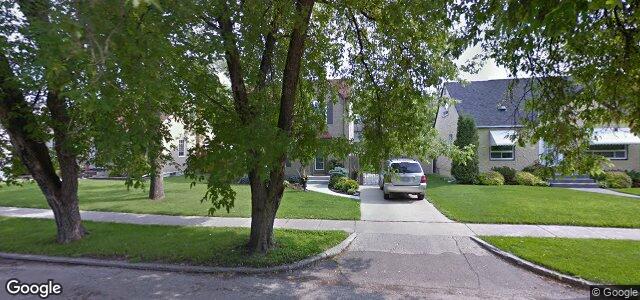 Larawan ng 71 Dunrobin Avenue sa Winnipeg, Manitoba