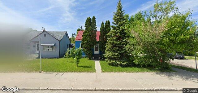 Photo of 714 Henderson Highway in Winnipeg, Manitoba