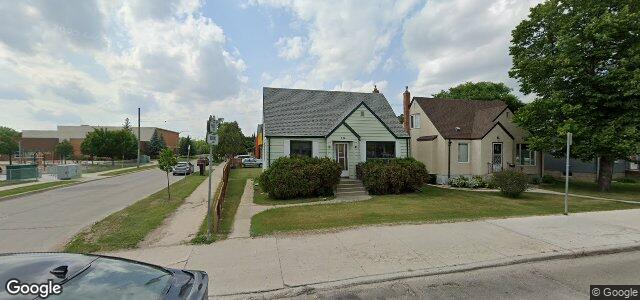 Larawan ng 726 Henderson Highway sa Winnipeg, Manitoba