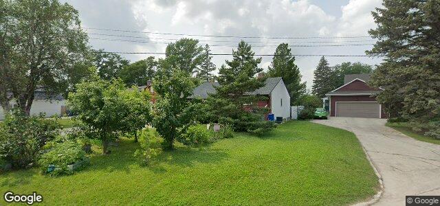 Larawan ng 732 Kildonan Drive sa Winnipeg, Manitoba