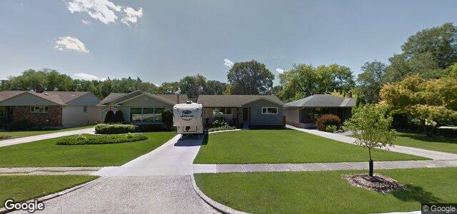 Larawan ng 74 Rossmere Crescent sa Winnipeg, Manitoba