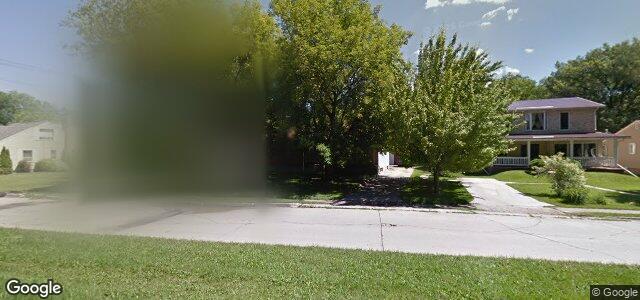 Larawan ng 879 Kildonan Drive sa Winnipeg, Manitoba