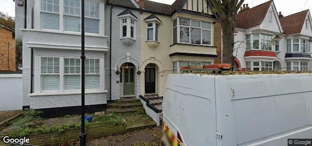 Larawan ng 88 Leighton Avenue sa Winnipeg, Manitoba