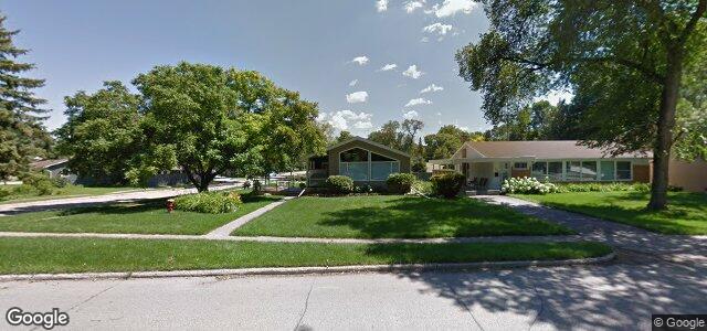 Larawan ng 905 Kildonan Drive sa Winnipeg, Manitoba