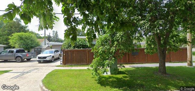 Larawan ng 92 Rossmere Crescent sa Winnipeg, Manitoba