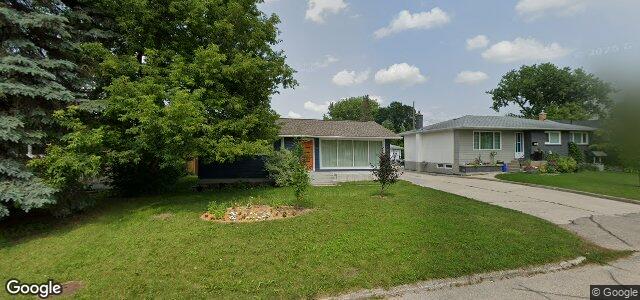 Larawan ng 93 Rowandale Crescent sa Winnipeg, Manitoba