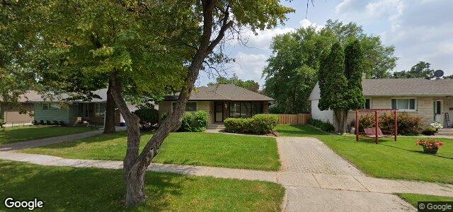 Larawan ng 931 Woodvale Street sa Winnipeg, Manitoba