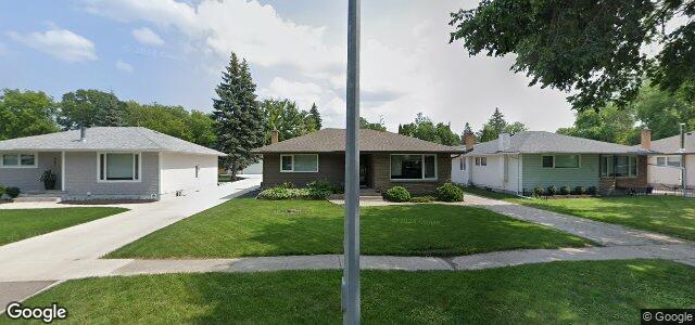 Larawan ng 951 Woodvale Street sa Winnipeg, Manitoba