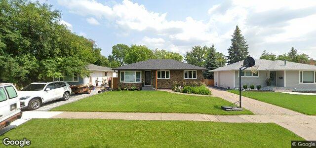 Larawan ng 971 Woodvale Street sa Winnipeg, Manitoba