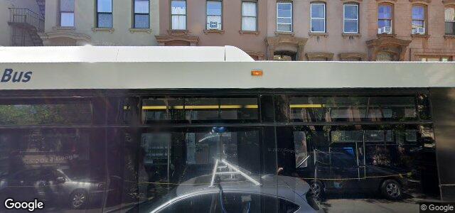 Larawan ng 98 Greene Avenue sa Winnipeg, Manitoba