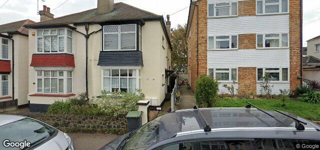 Larawan ng 98 Leighton Avenue sa Winnipeg, Manitoba