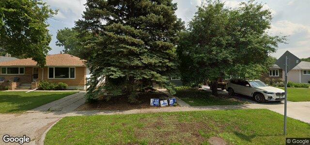 Larawan ng 981 Woodvale Street sa Winnipeg, Manitoba
