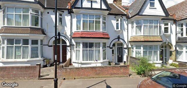 Larawan ng 99 Leighton Avenue sa Winnipeg, Manitoba