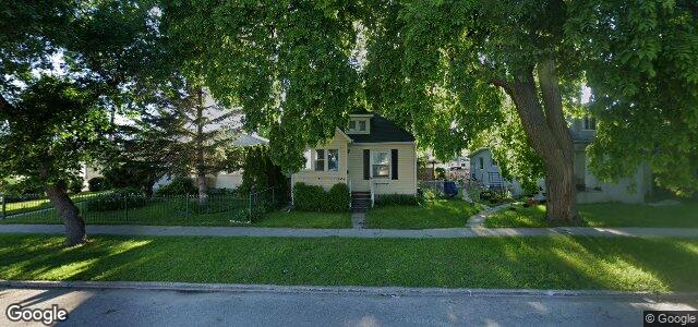 Larawan ng 204 Roseberry Street sa Winnipeg, Manitoba