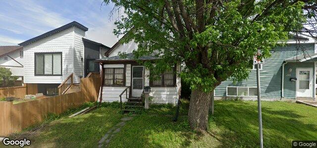 Larawan ng 205 King Edward Street sa Winnipeg, Manitoba