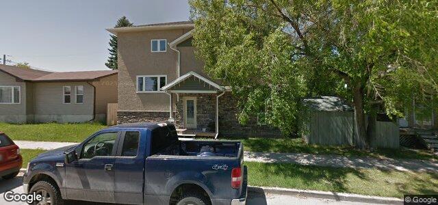 Larawan ng 210 Brooklyn Street sa Winnipeg, Manitoba