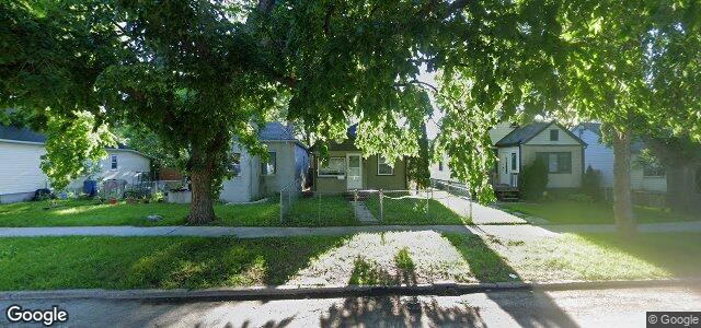 Larawan ng 210 Roseberry Street sa Winnipeg, Manitoba