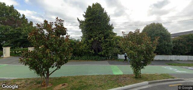 Larawan ng 210 Rutland Street sa Winnipeg, Manitoba