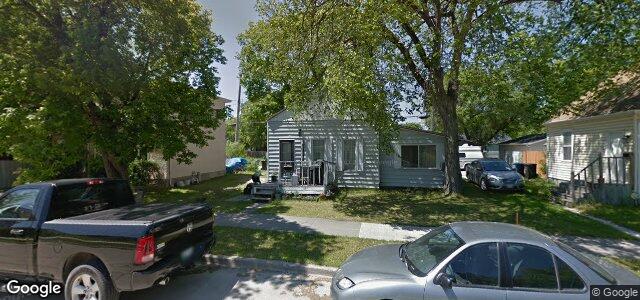 Larawan ng 218 Brooklyn Street sa Winnipeg, Manitoba