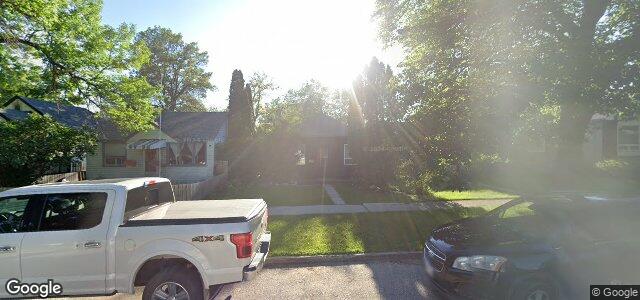 Larawan ng 218 Roseberry Street sa Winnipeg, Manitoba