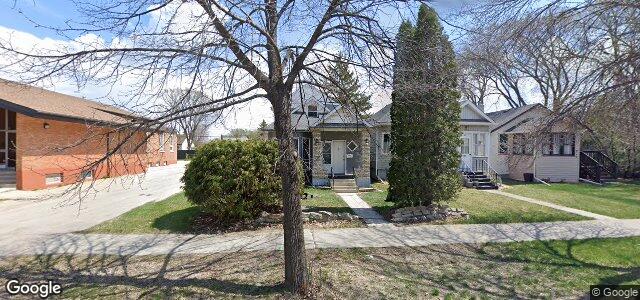 Larawan ng 219 Hampton Street sa Winnipeg, Manitoba