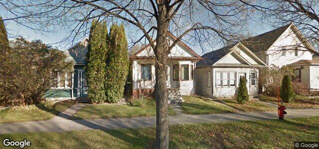 Larawan ng 221 Collegiate Street sa Winnipeg, Manitoba