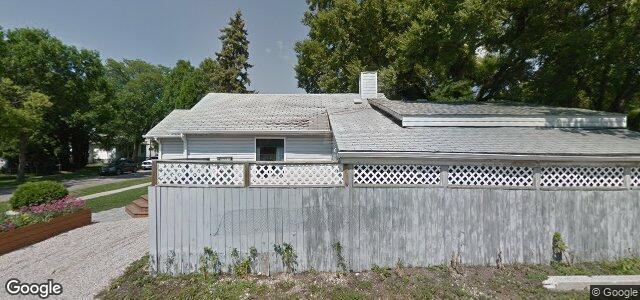 Larawan ng 223 Inglewood Street sa Winnipeg, Manitoba