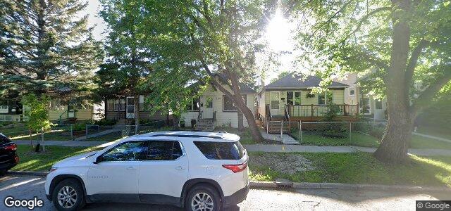 Larawan ng 230 Roseberry Street sa Winnipeg, Manitoba