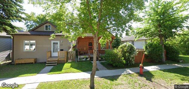 Larawan ng 235 Rutland Street sa Winnipeg, Manitoba