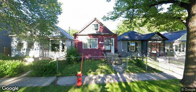 Photo of 237 Roseberry Street in Winnipeg, Manitoba