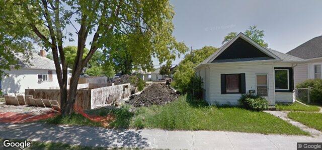 Larawan ng 247 Brooklyn Street sa Winnipeg, Manitoba
