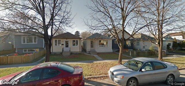 Larawan ng 300 Collegiate Street sa Winnipeg, Manitoba