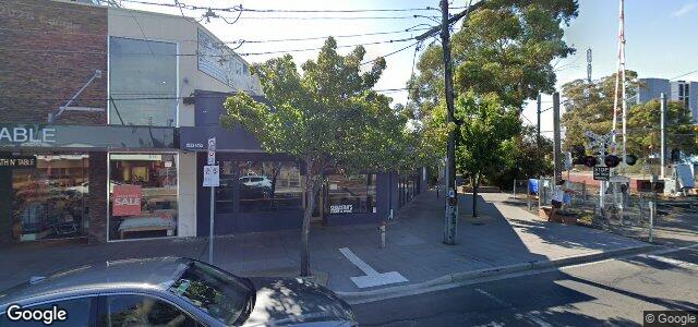 Larawan ng 301 Hampton Street sa Winnipeg, Manitoba