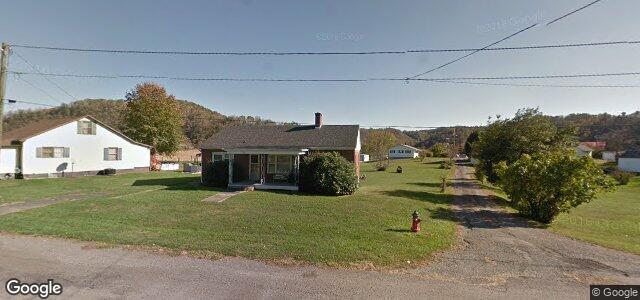 Larawan ng 305 Hampton Street sa Winnipeg, Manitoba