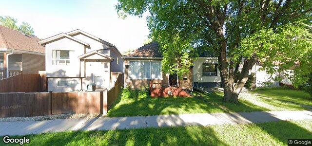Larawan ng 305 Roseberry Street sa Winnipeg, Manitoba