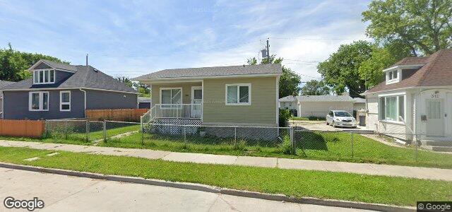 Larawan ng 308 Brooklyn Street sa Winnipeg, Manitoba