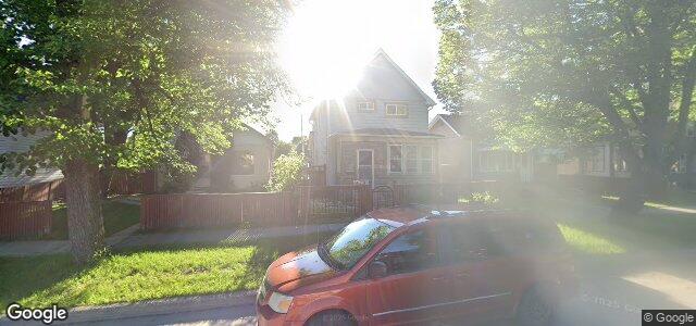 Photo of 312 Roseberry Street in Winnipeg, Manitoba