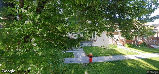 Larawan ng 313 Roseberry Street sa Winnipeg, Manitoba