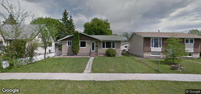 Photo of 325 Parkview Street in Winnipeg, Manitoba